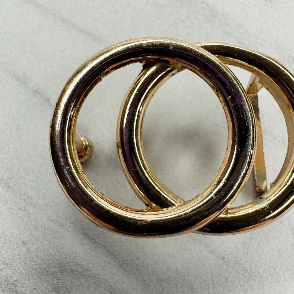 Gold Tone Small Double Circle Belt Buckle